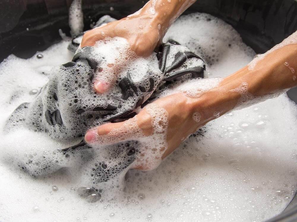 Washing a Weighted Blanket By Hand